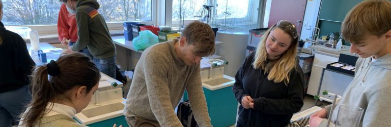 Lehr-Lern-Labor zum Thema (Mikro-)Plastik und seine Auswirkungen auf die Umwelt für das Seminarfach PLAN(ET) A