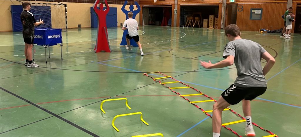 Training von drei Schüler in Halle