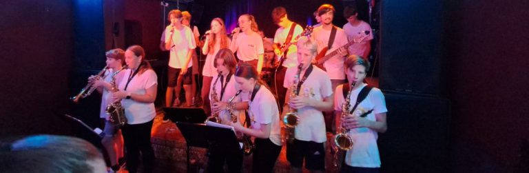 The GEOrge im Polyester