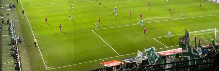 Fußballspiel von oben