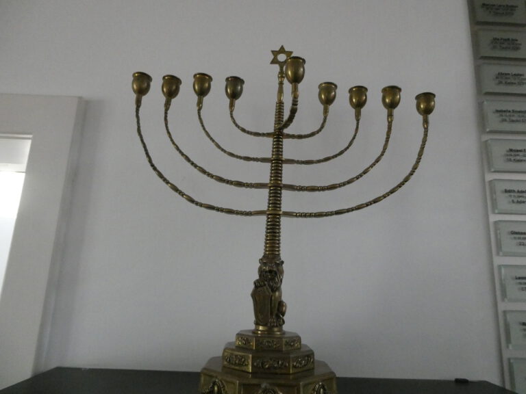 Menora